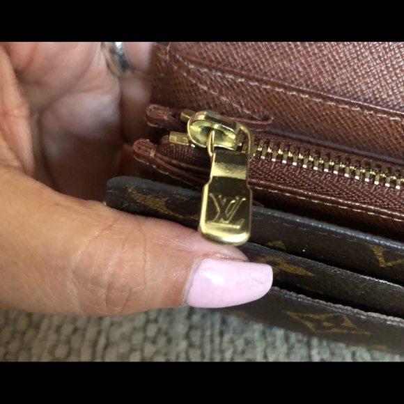 Louis Vuitton monogram wallet - Picture 5 of 16
